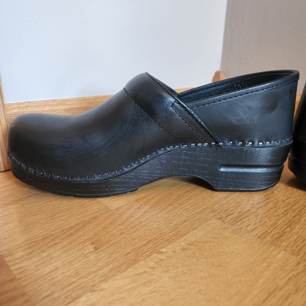 NWOT Danskos - Picture 10 of 14